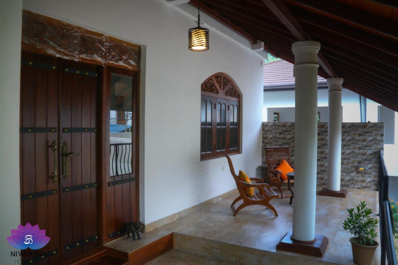 Nivahana Homestay Kandy Exterior photo